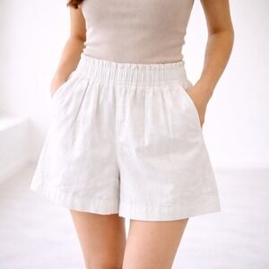 Universal Thread Women's White Linen Blend Elastic Waist Pull-On Shorts – Size S
